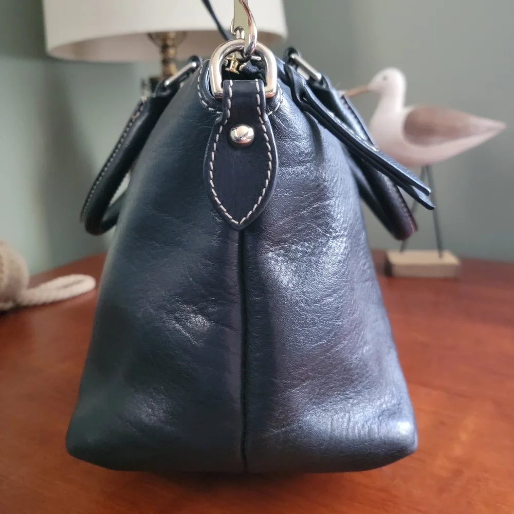 Dooney & Bourke Dillen Domed Satchel Black Pebbled Leather Crossbody Y2K